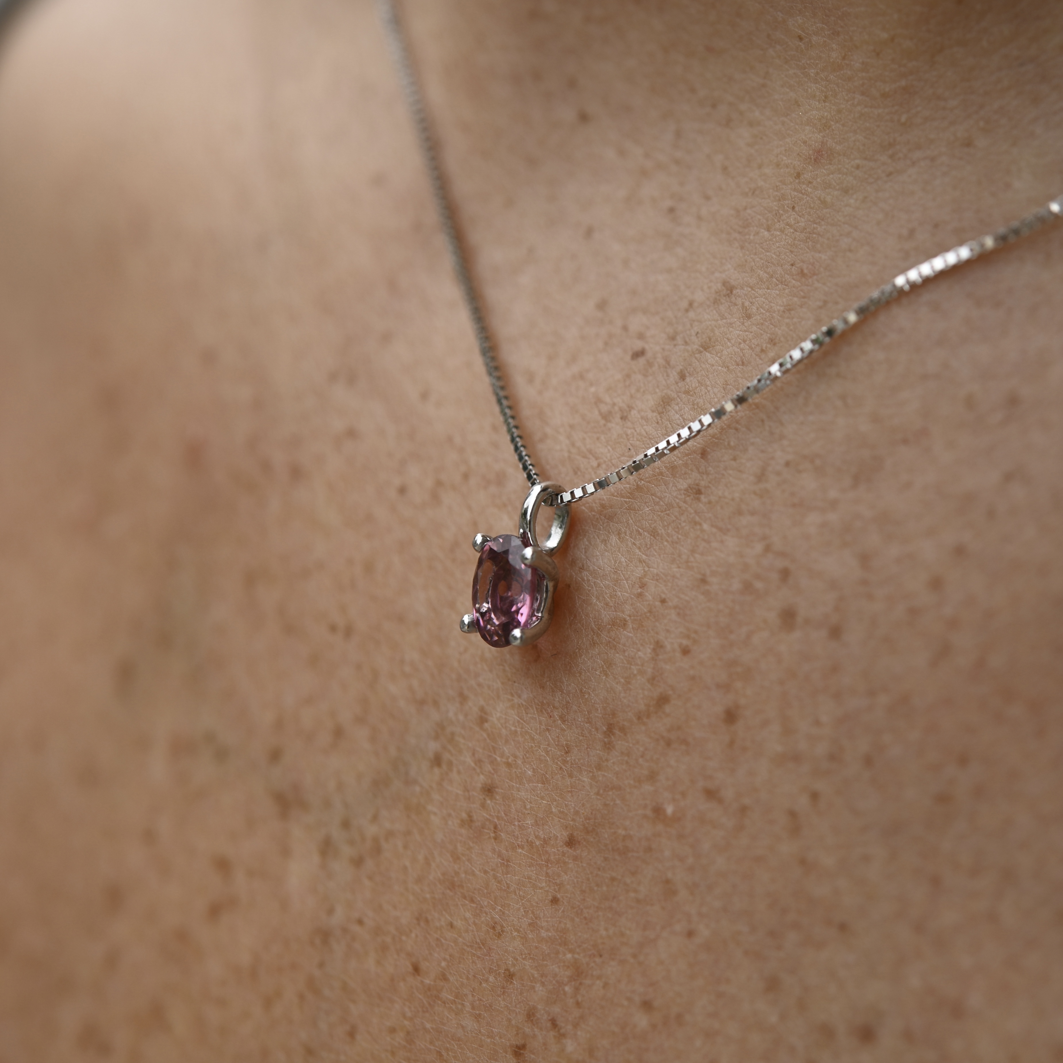 Hänge oval rosa turmalin vitguld 18 karat - 4