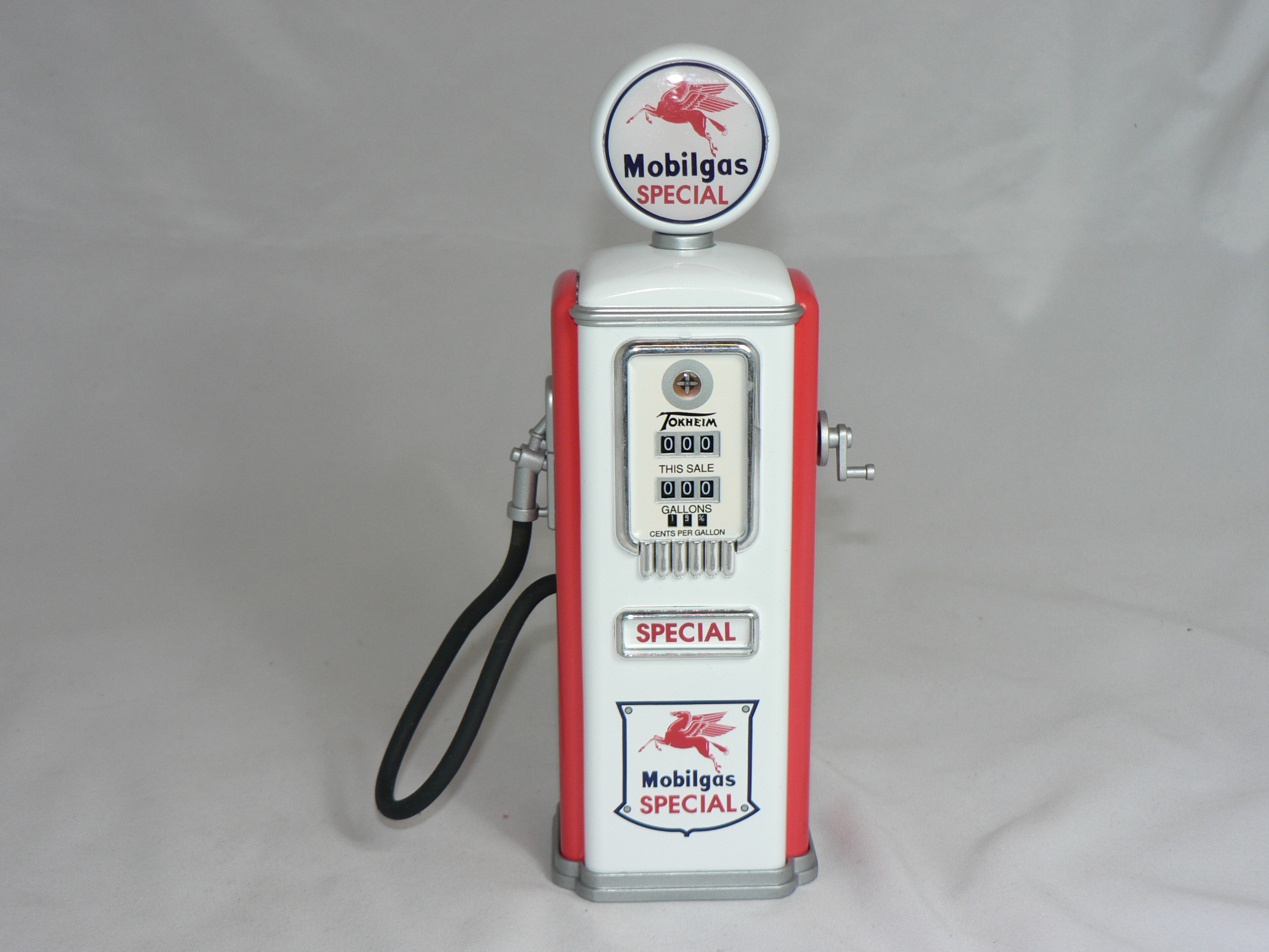 Bensinpump  Tokheim  Mobilgas   20 cm Hög  GearBox  (Sparbössa )