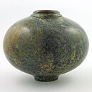 イサク・イサクソン  一点もの  緑色の結晶釉のベース  (20/16cm)  2016年