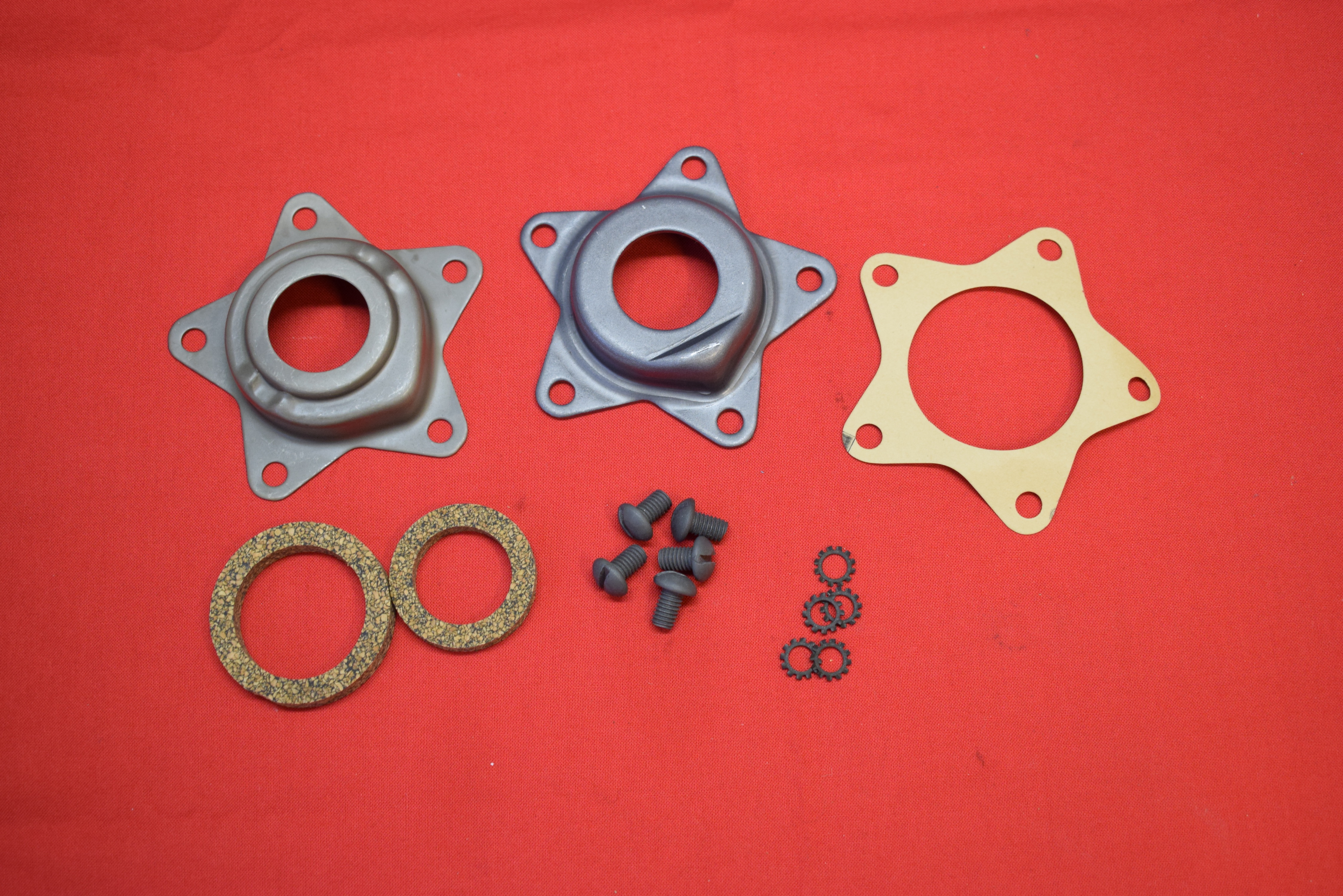 Star Hub Thrust Plate  Kit, 1936-54, with parkerized star.