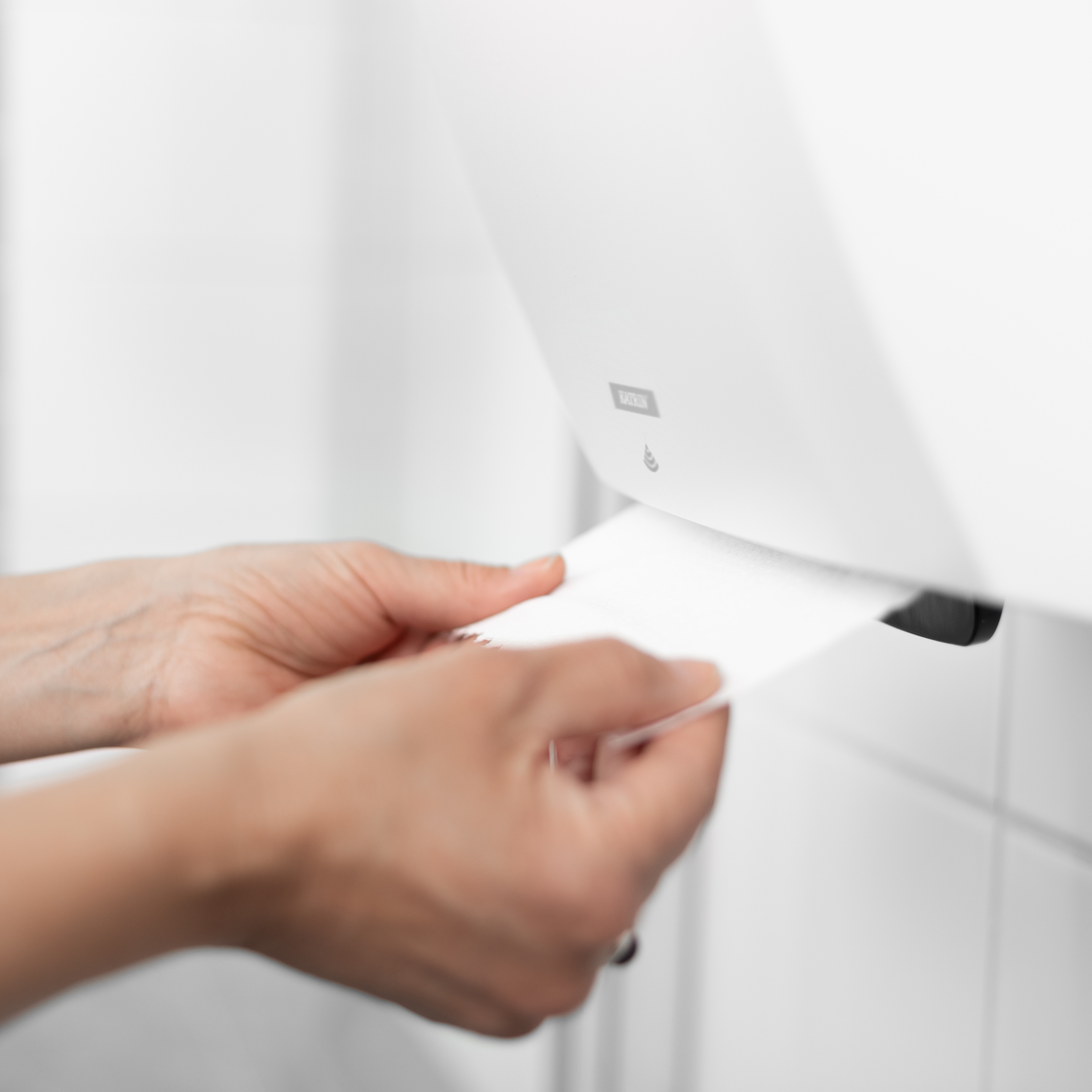 Katrin System Handduksdispenser Hybrid - Vit - 2