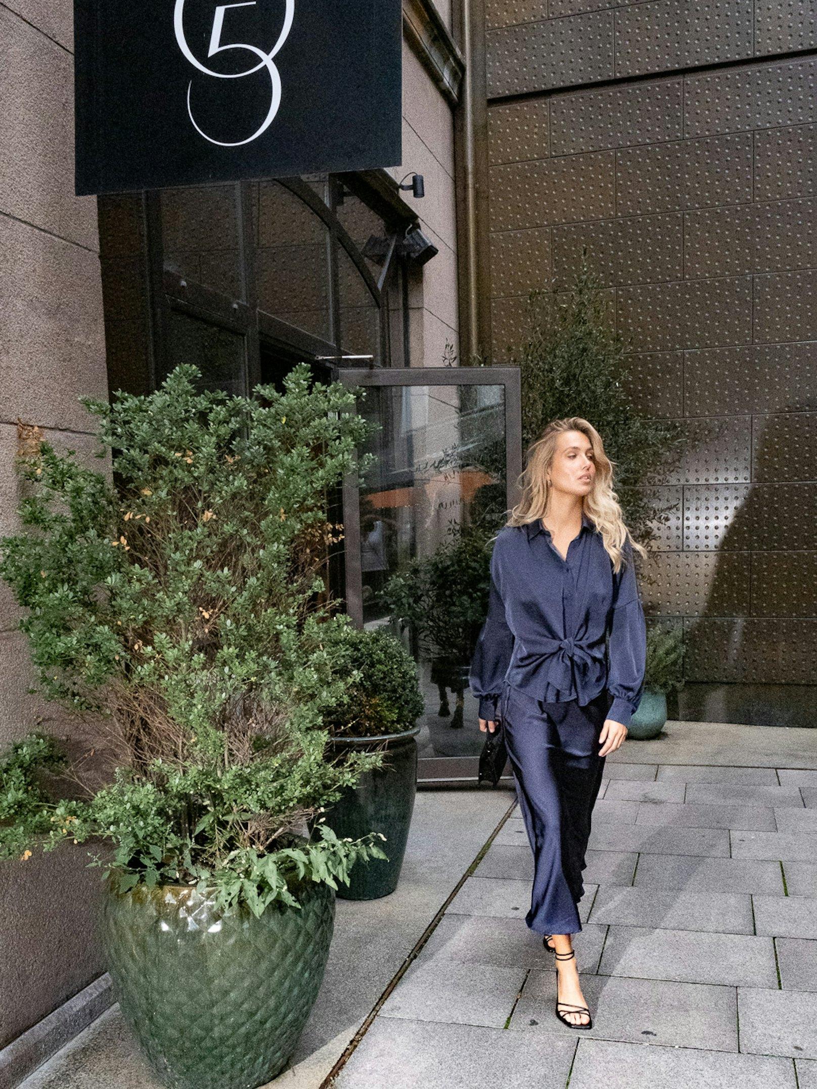 Naja Satin Shirt Midnight Blue - 8