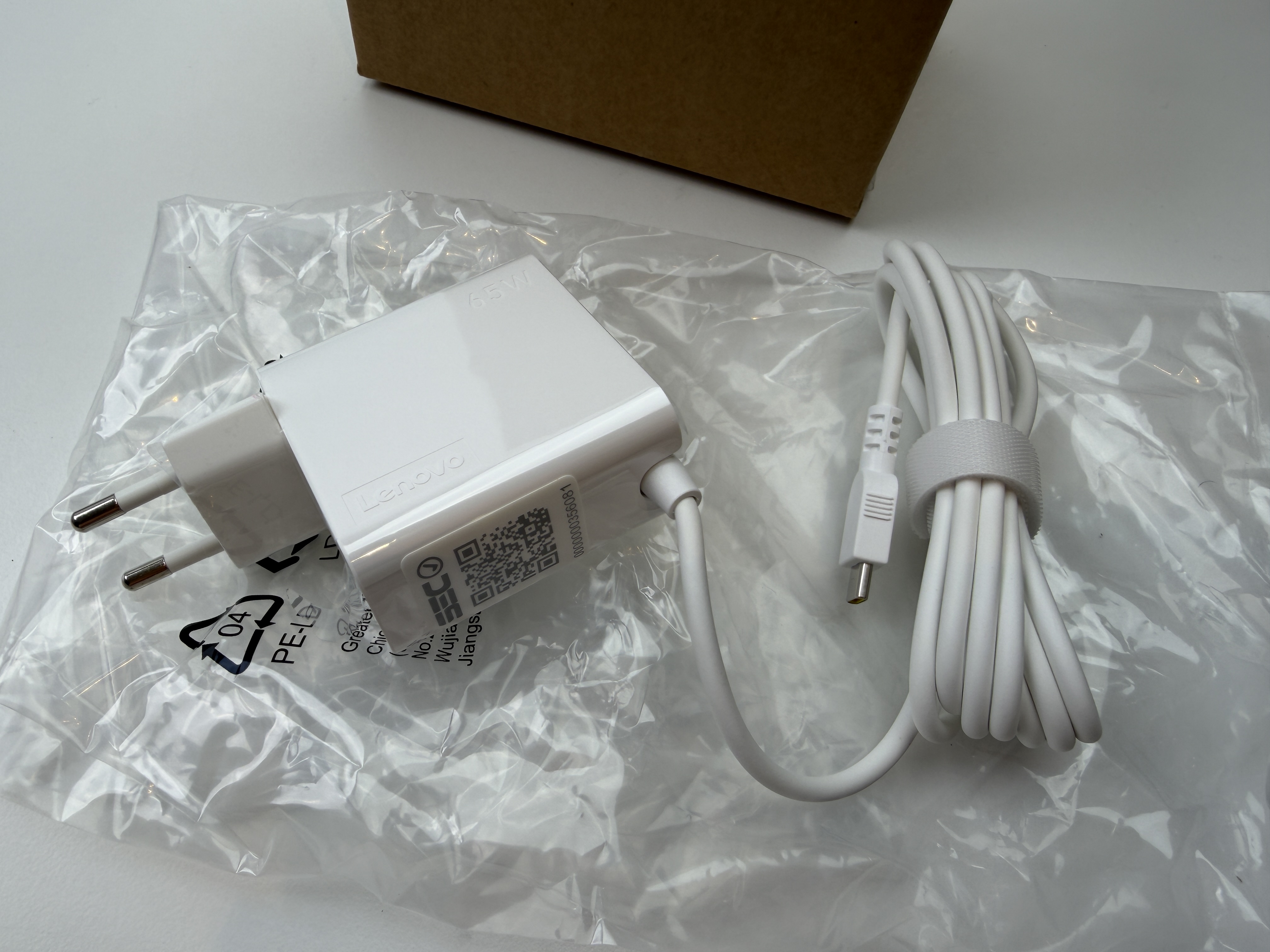 NY! 65W Original Vit Lenovo USB-C Laddare AC-Adapter USBC ADLX65CCGE2A GX20Z70340 5A10W86283