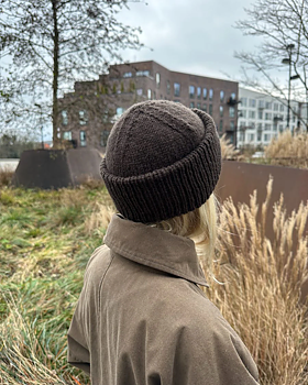 PetiteKnit Terrazzo mössa (21 m resår st 3,5)