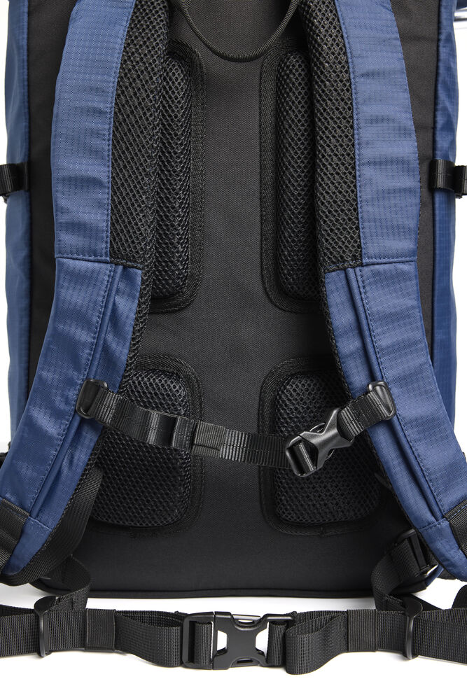 Tenson Camper Roll-Top Backpack – lätt ryggsäck i återvunnet material - 16