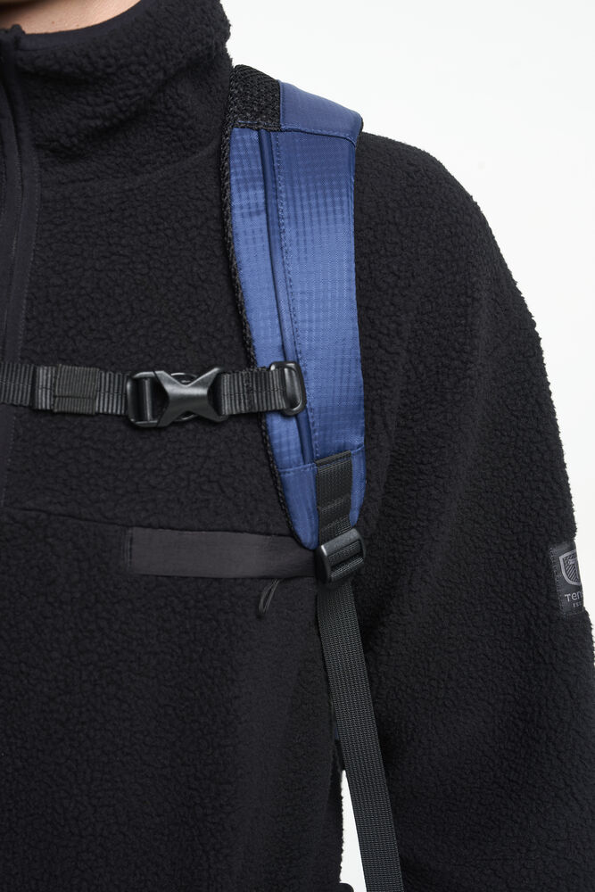 Tenson Camper Roll-Top Backpack – lätt ryggsäck i återvunnet material - 10