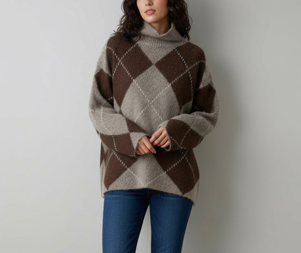 Knitted sweater turtleneck brown