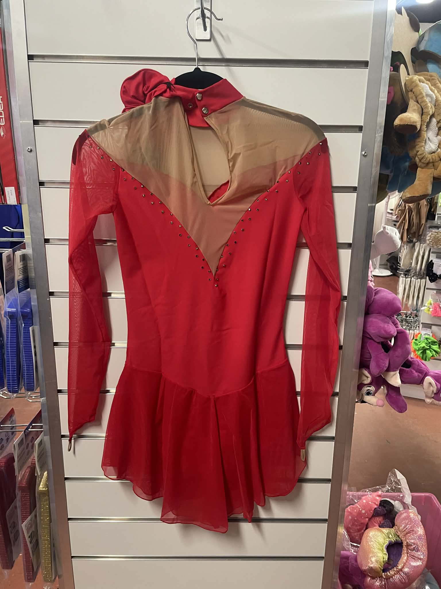 Röd klänning från Sagester med kristaller - 2