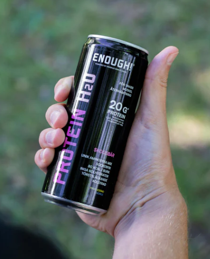Proteinvatten Skogsbär 33cl – Enough H2O | Sockerfri dryck med 20g protein