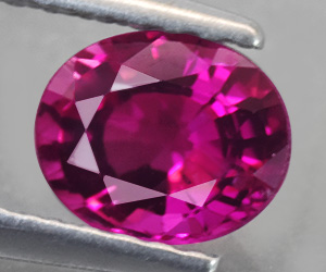 Impresionante y rara piedra preciosa de espinela rosa roja natural de 0,72 ct de Mogok, Birmania. - 2