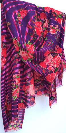 Eleonora med  Swarowski kristaller