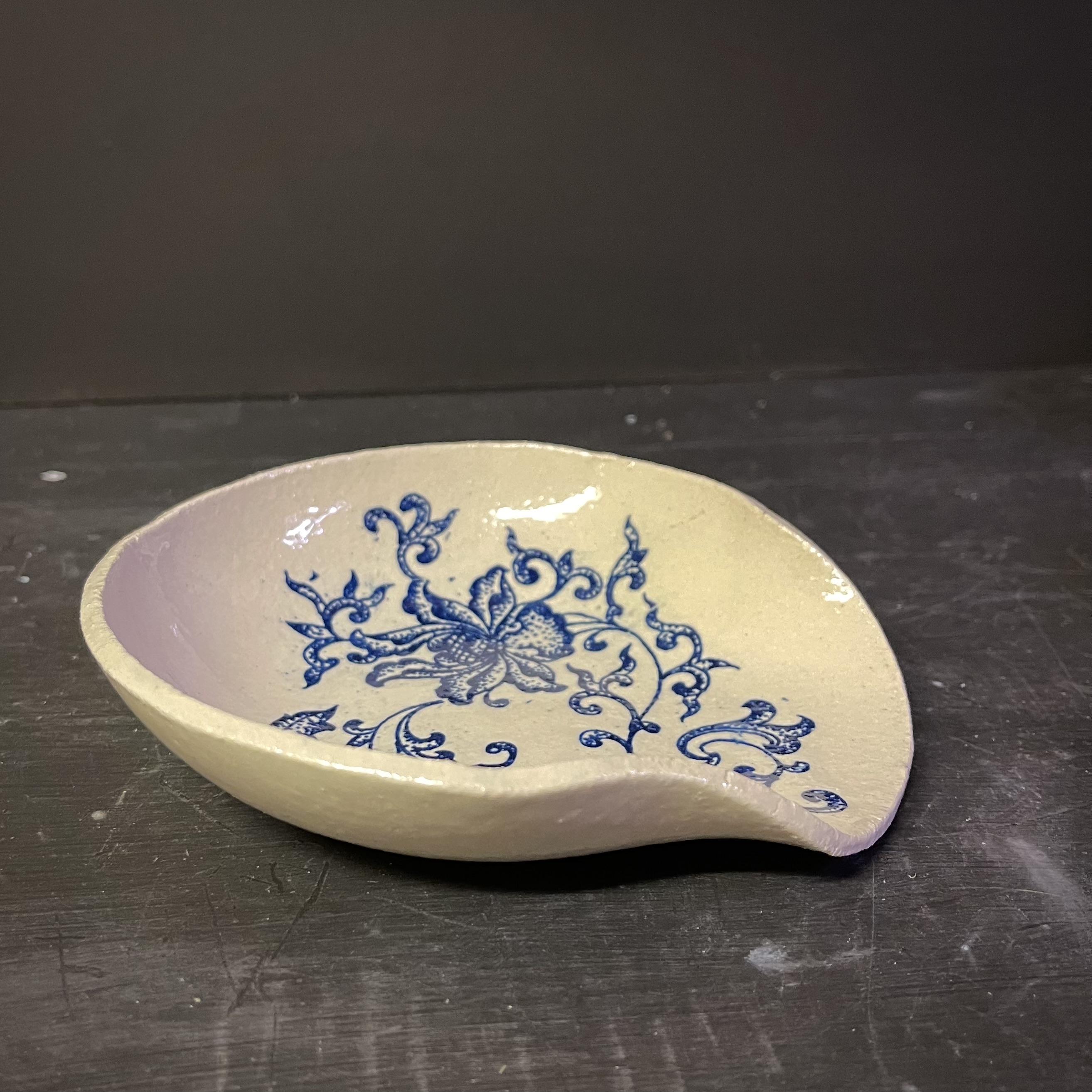 Spoonrest med Blå Blomster - 4