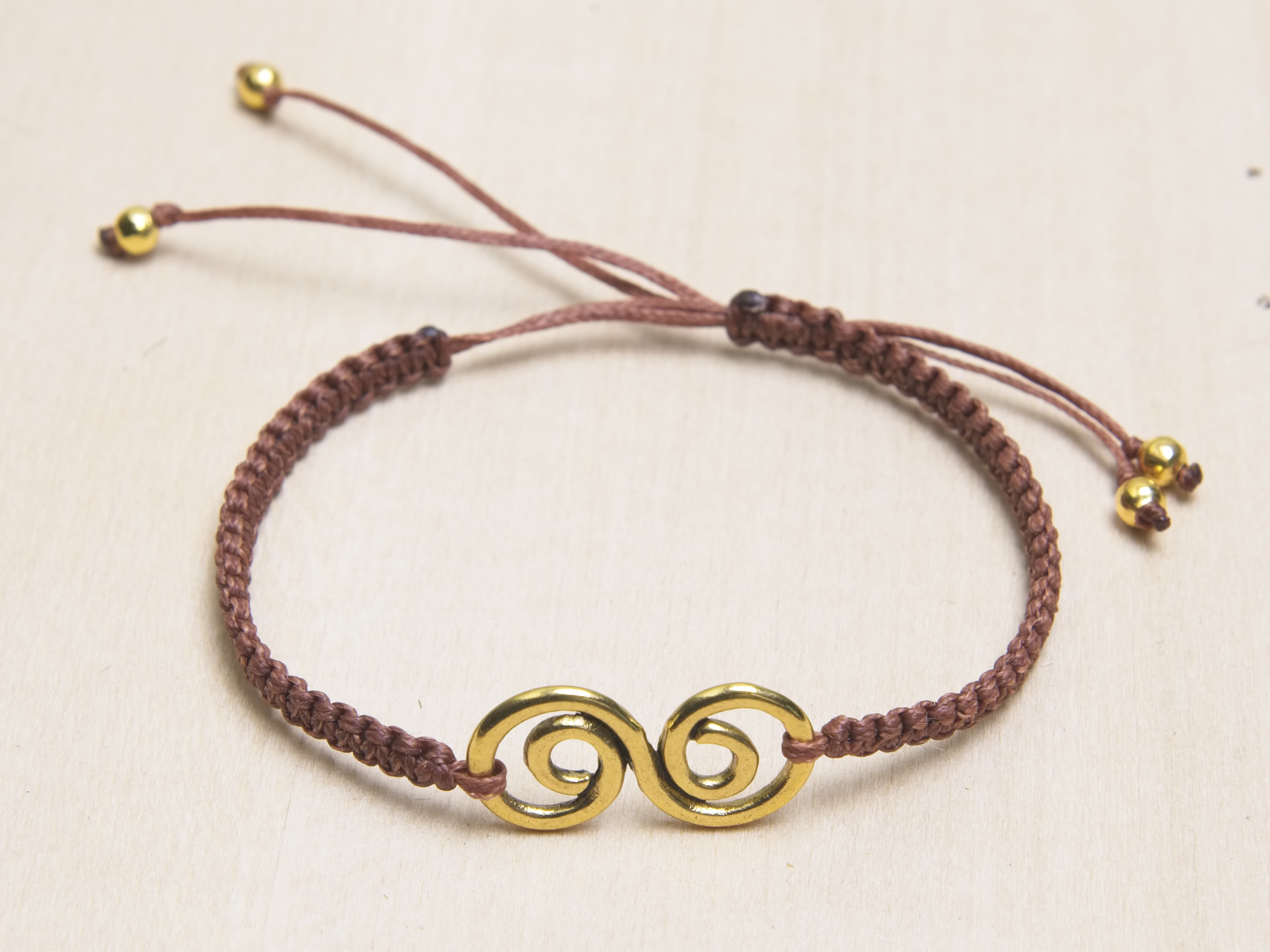 mikromakrame armband