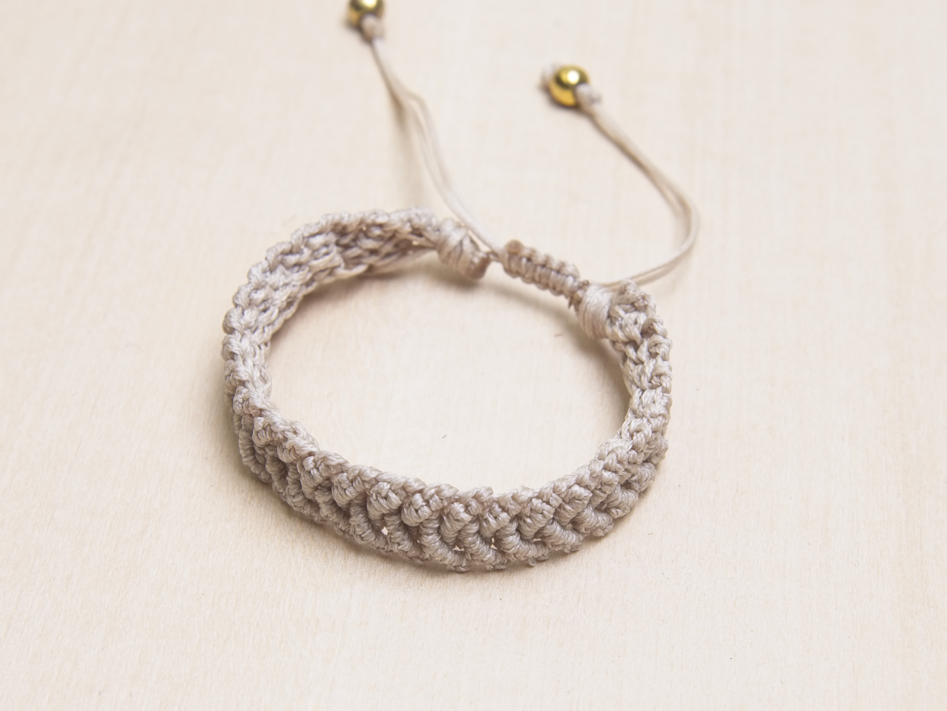 Micromakrame armband