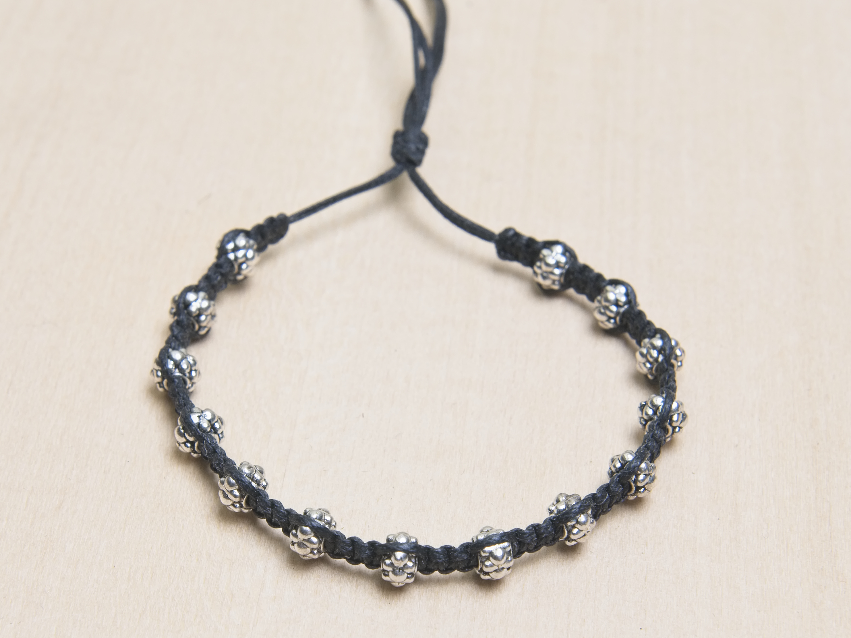 Micromakrame armband 