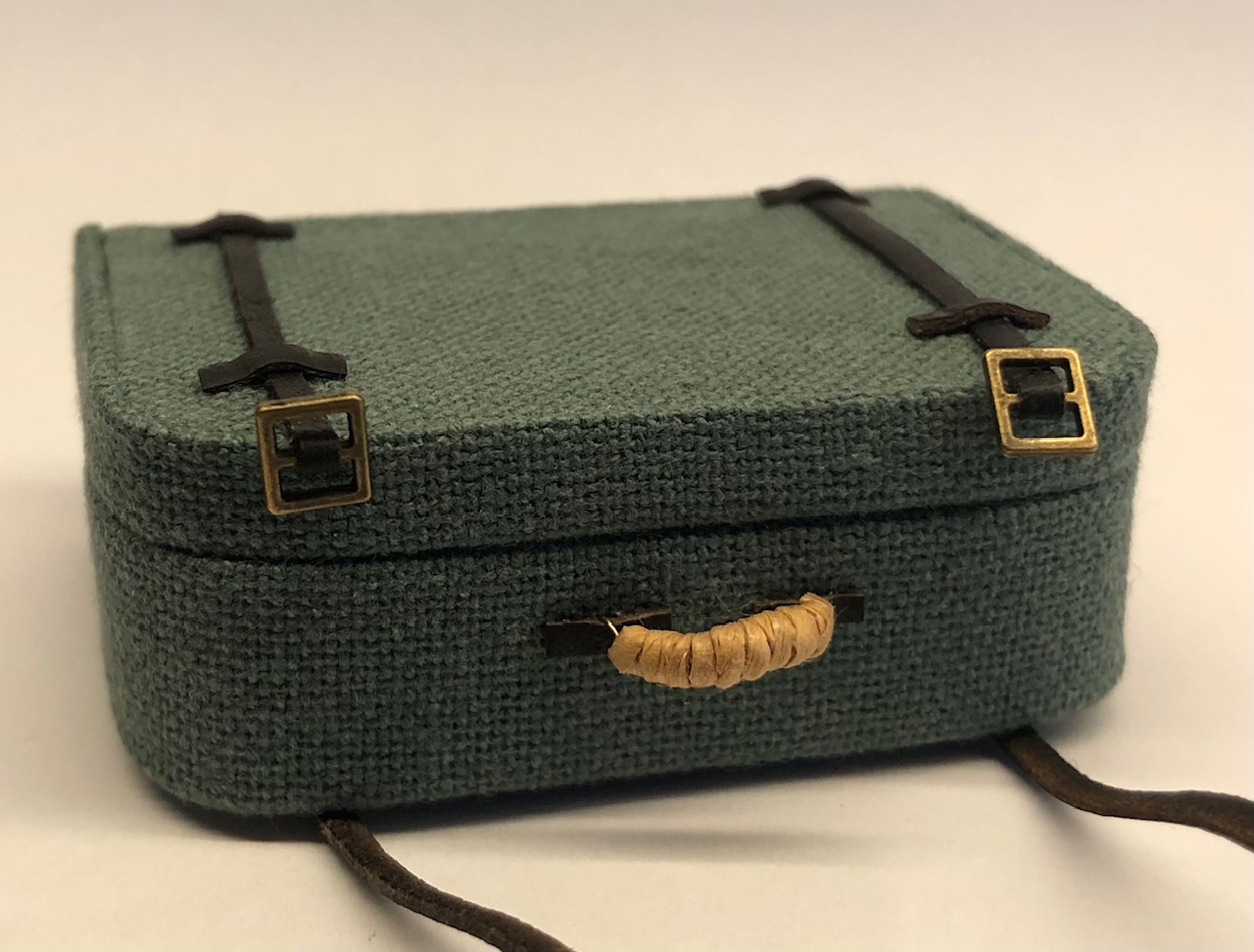 Travel bag green-Charlotte Jagter- foreign crafts - 2