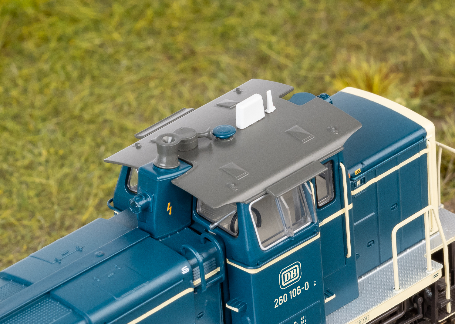 Diesellok BR260 ozeanblå/beige - 3