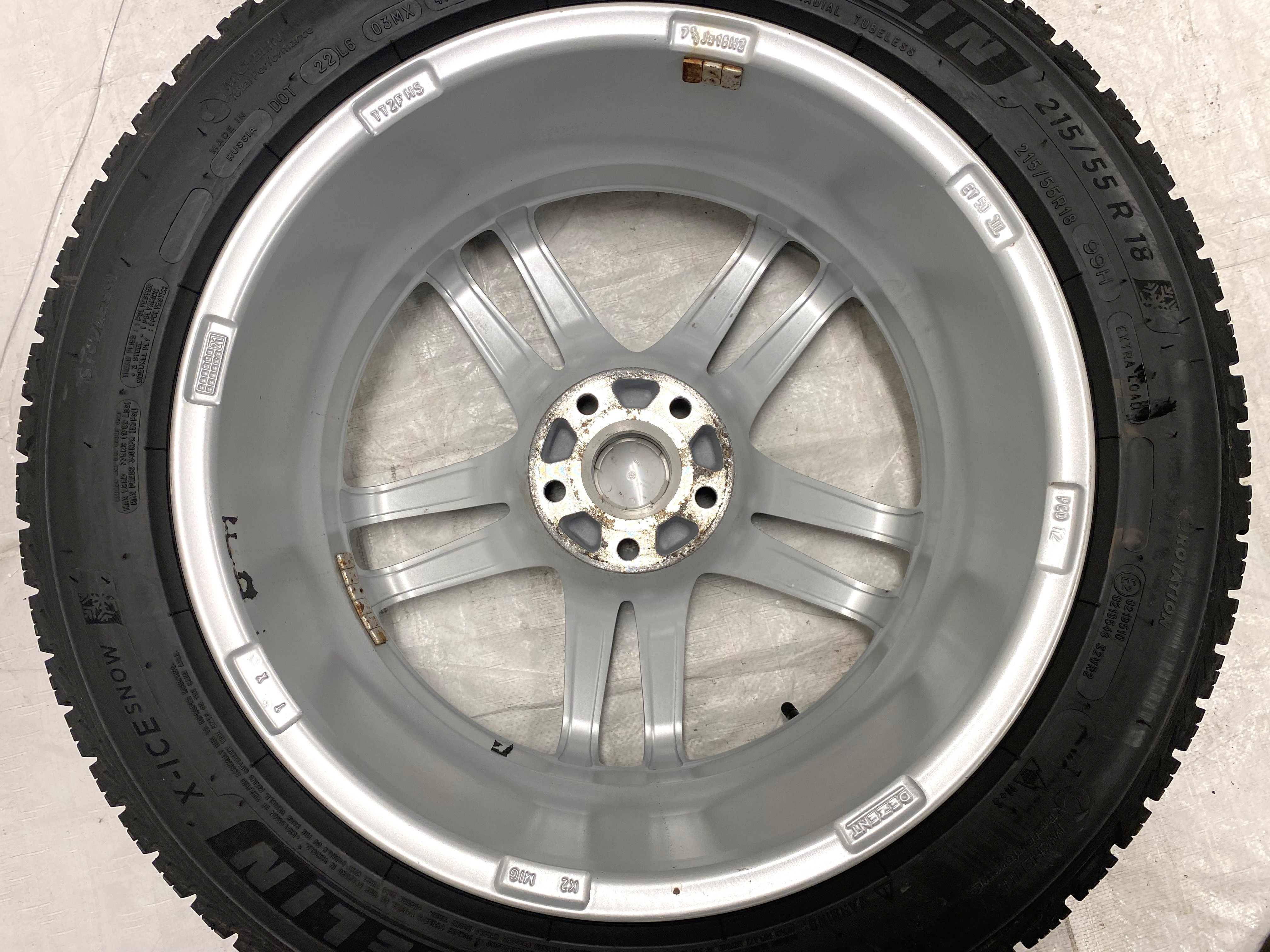 Kompletta Vinterhjul Friktion 4st | 18" DEZENT 5x112 7.5x18 ET50 57.1 | 215/55 R18 99H XL Michelin X-Ice Snow | V35-2020 | 7|7|6.5|6.5 mm - 9