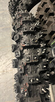 Bridgestone X40 110/100-18 275 Dubb