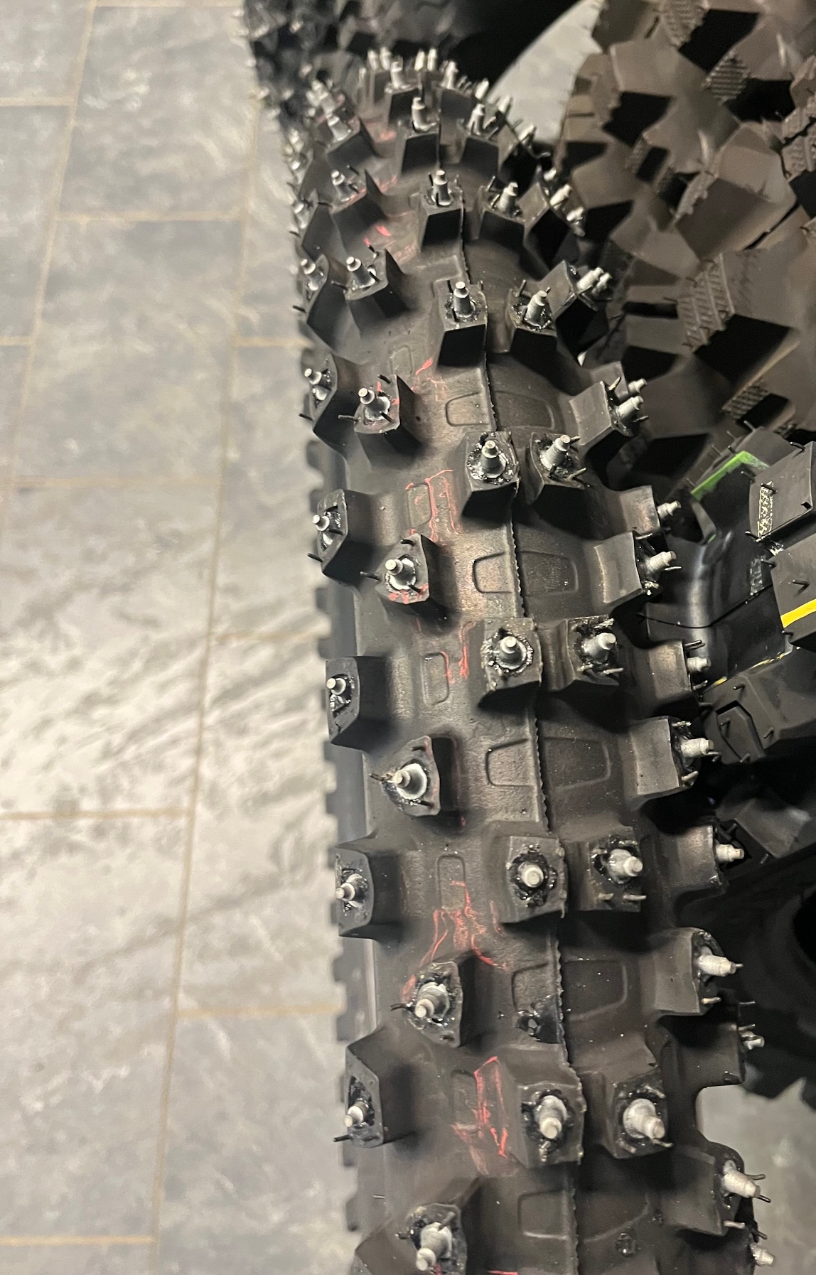 Bridgestone E50 90/90-21 300 Dubb