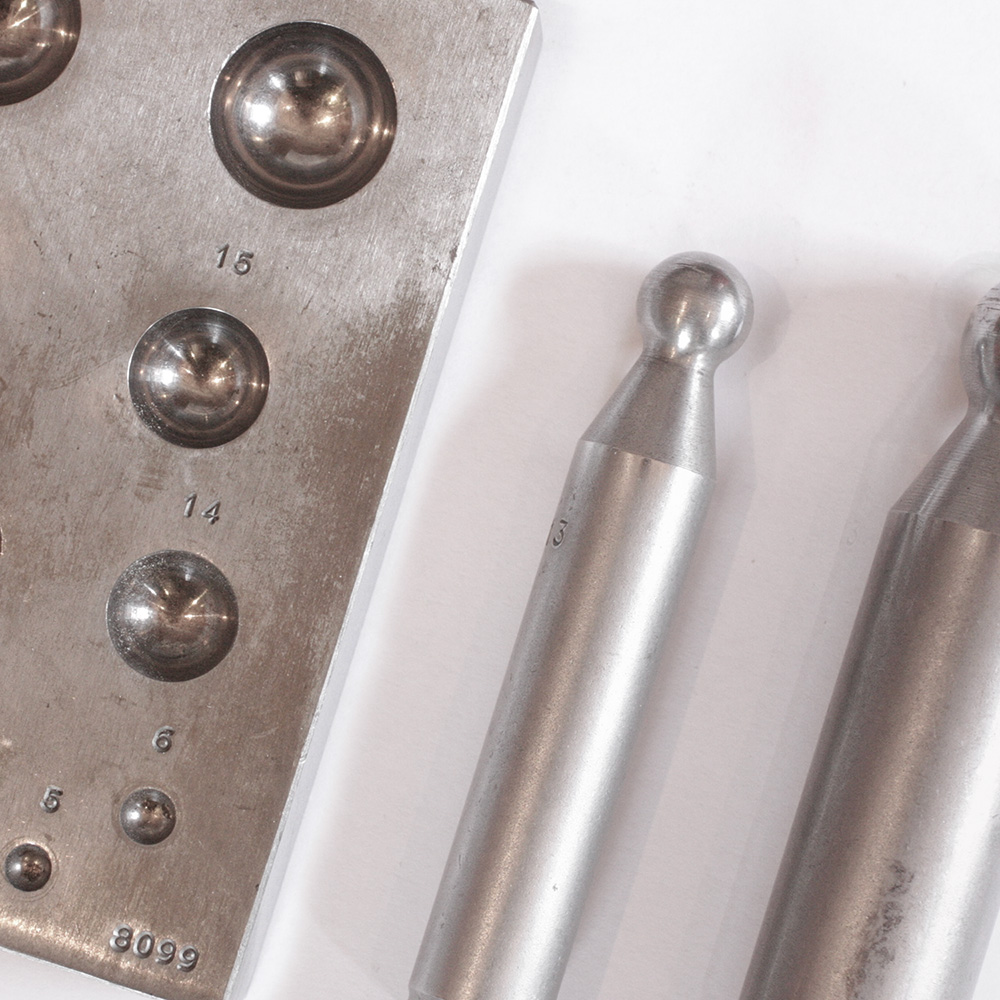 One-day silver jewelry class