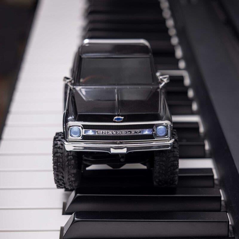 AXIAL 1/30 Axial SCX30 Chevrolet K10 Black (Battery & Charger Included) - 7