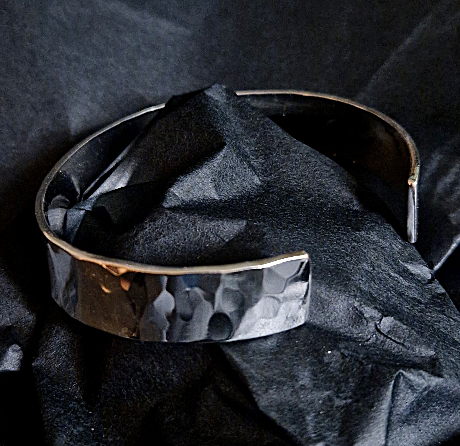 Hamrat öppet silverarmband - 2