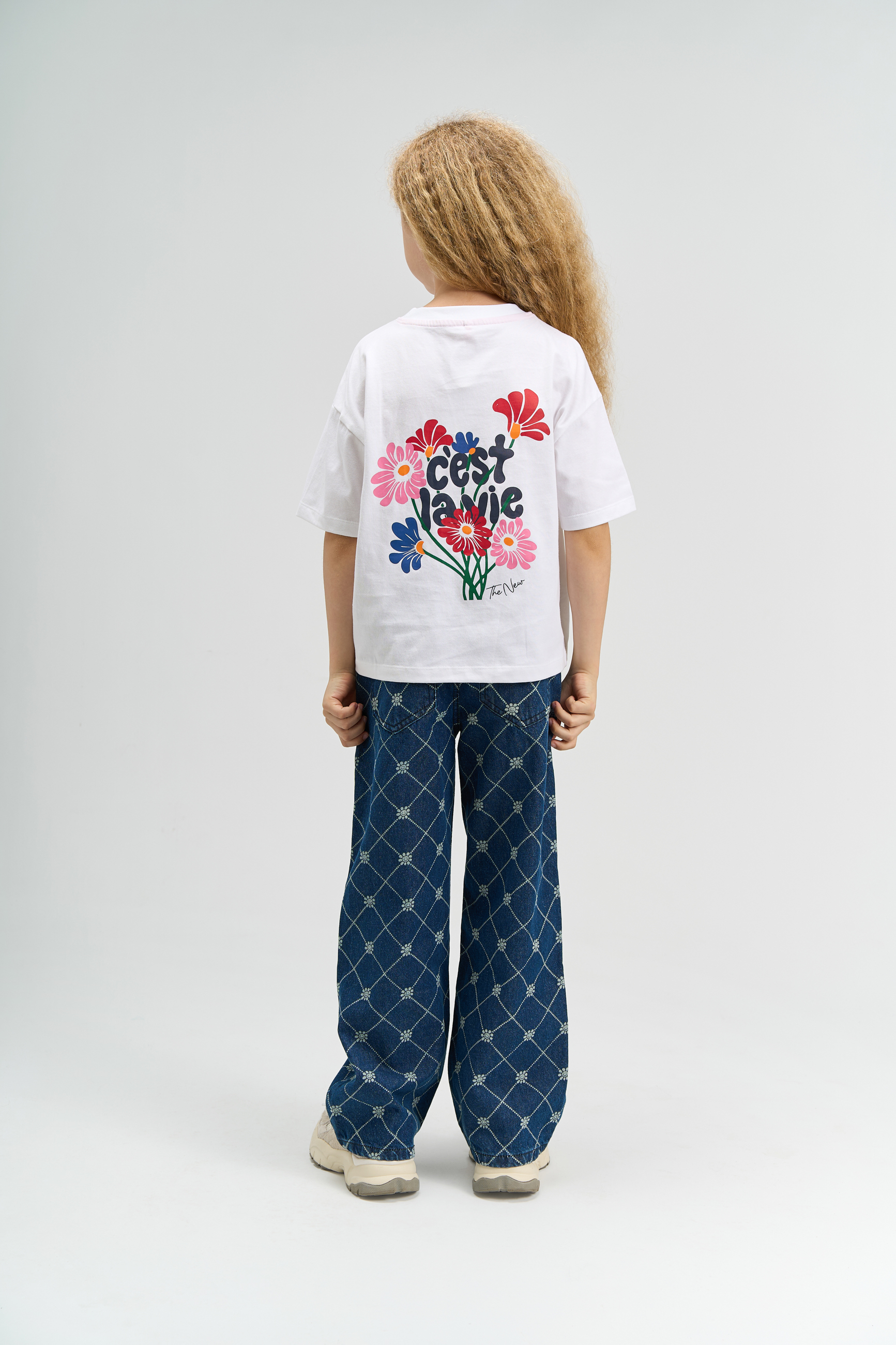 TNSandra OS SS Tee Bright White - 4