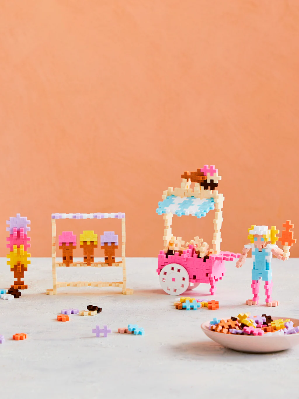 Plus-Plus Learn to Build Glasskiosk - 4