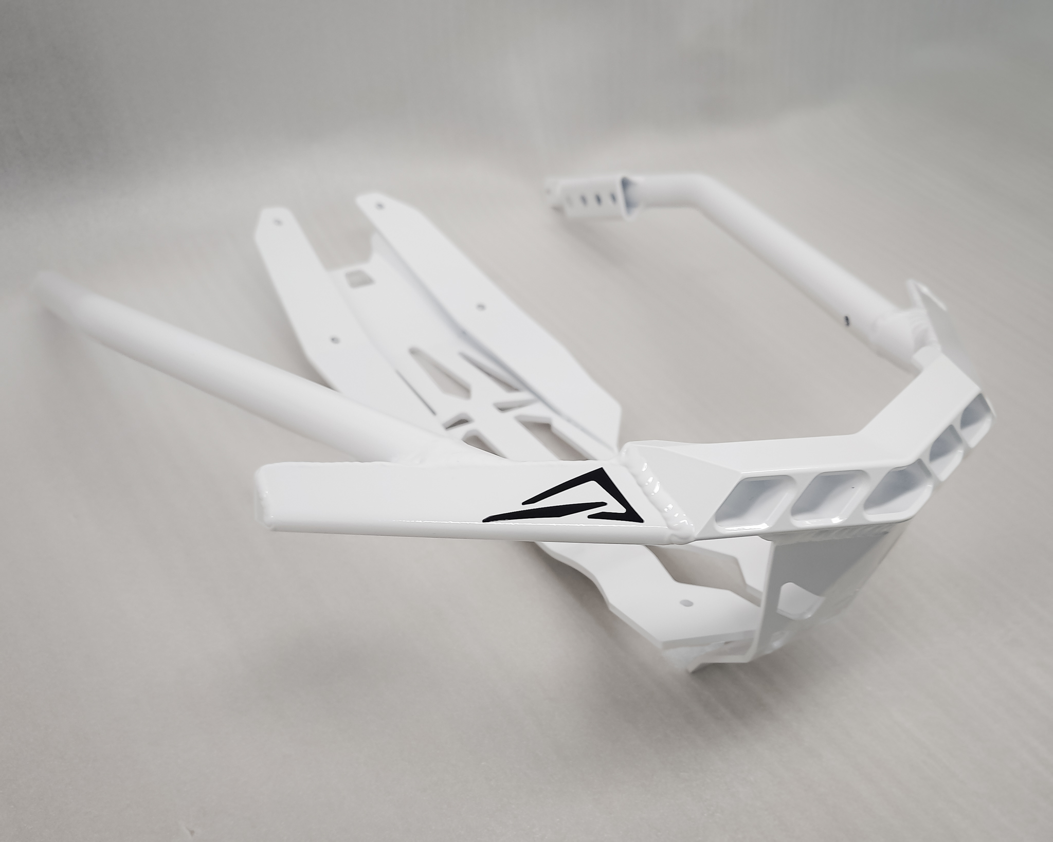 Skinz Frontbåge med bukplåt Polaris Matryx - Vit - 2