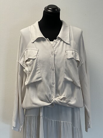 Auphoria blus med ficka creme
