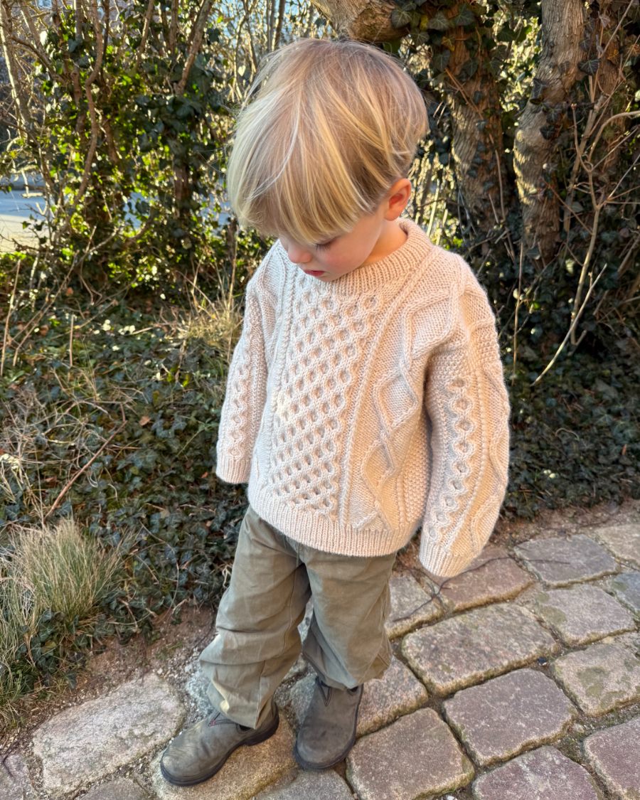 PetiteKnit Dagmar Sweater Junior (23 m st 4) - 6