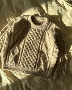 PetiteKnit Dagmar Sweater Junior (23 m st 4)