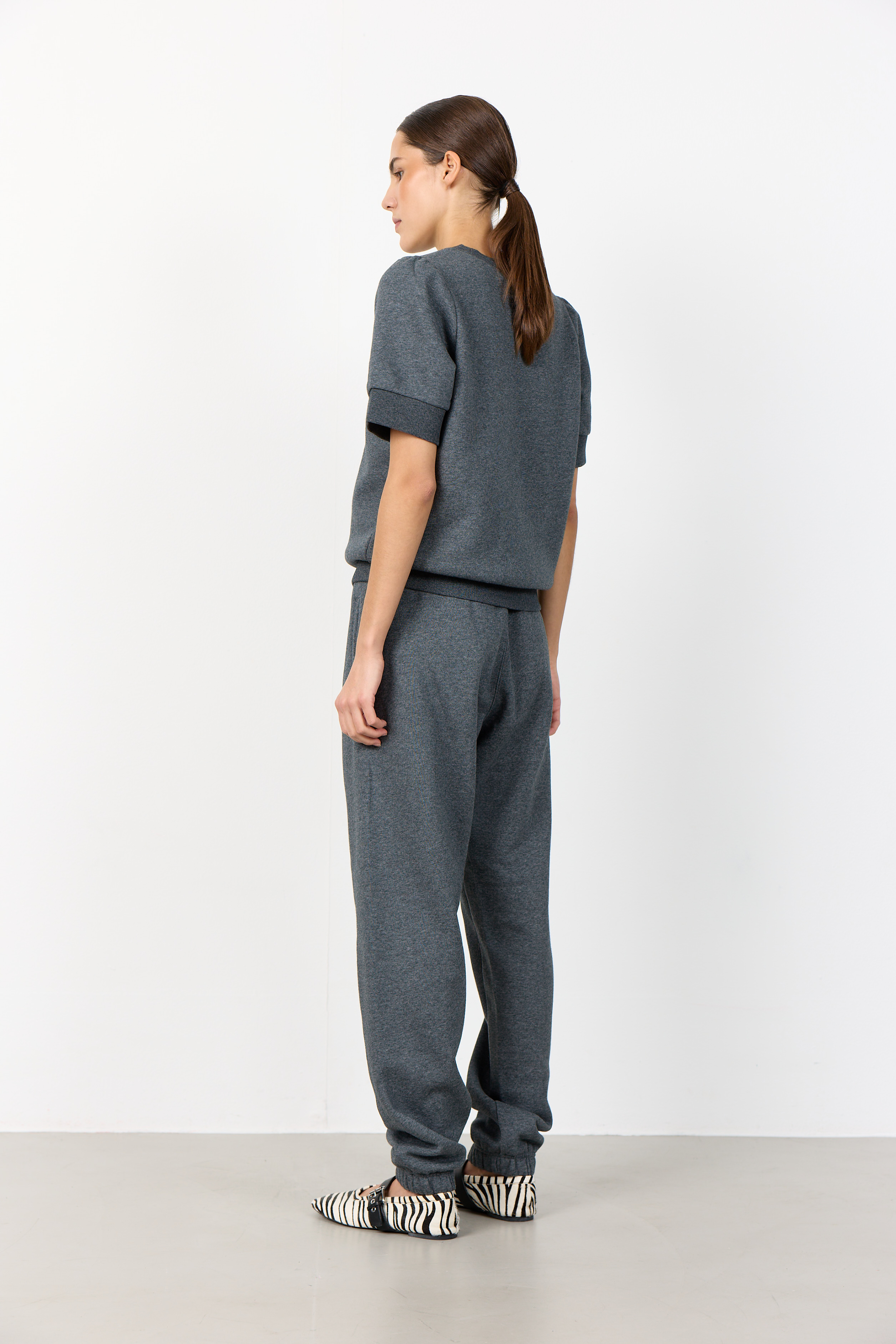 LR-NUKA 19  DARK GREY MEL. - 6