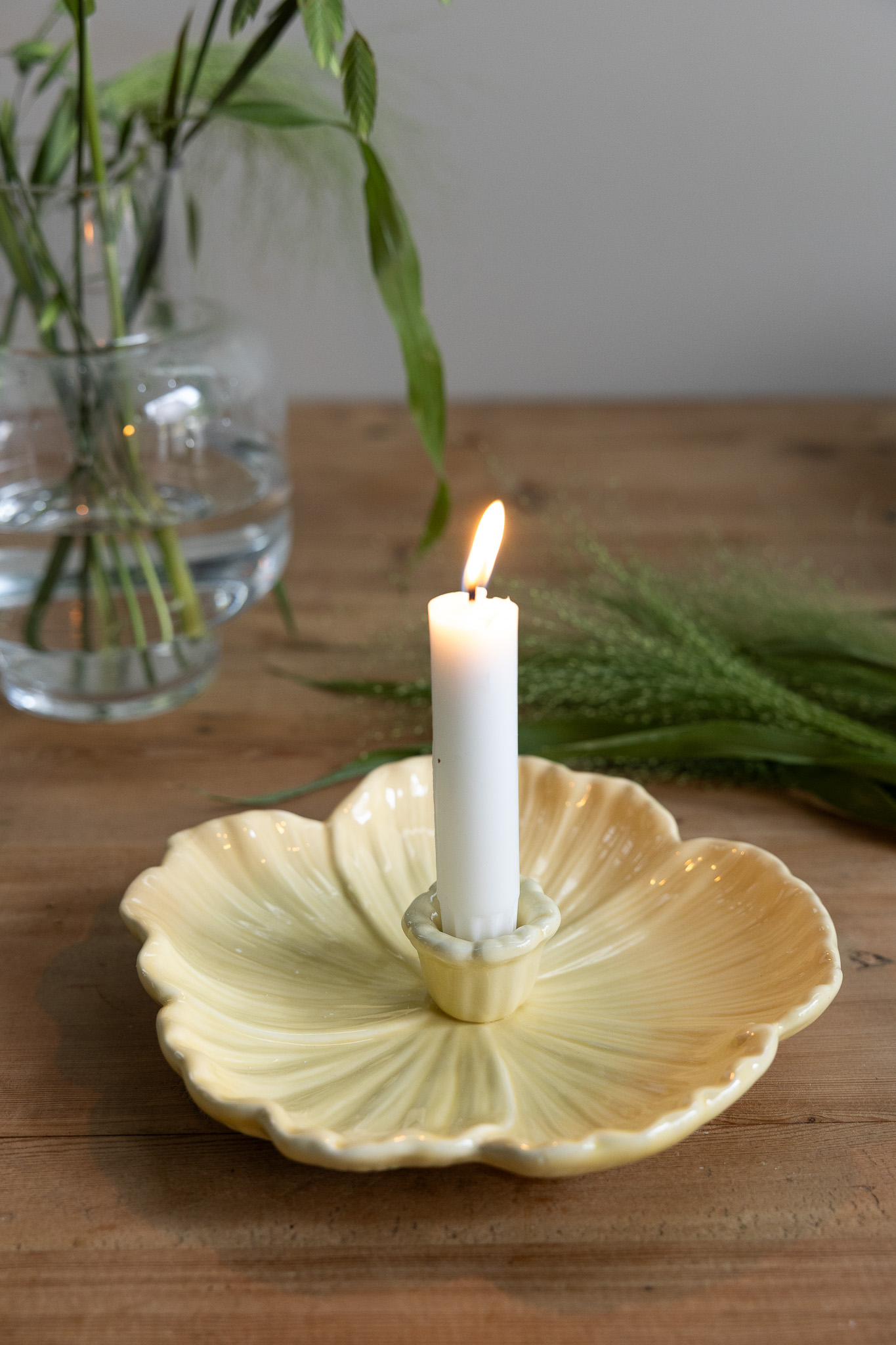 Botanik - Ljusstake - Blomma - Keramik - Ljusgul - Stor