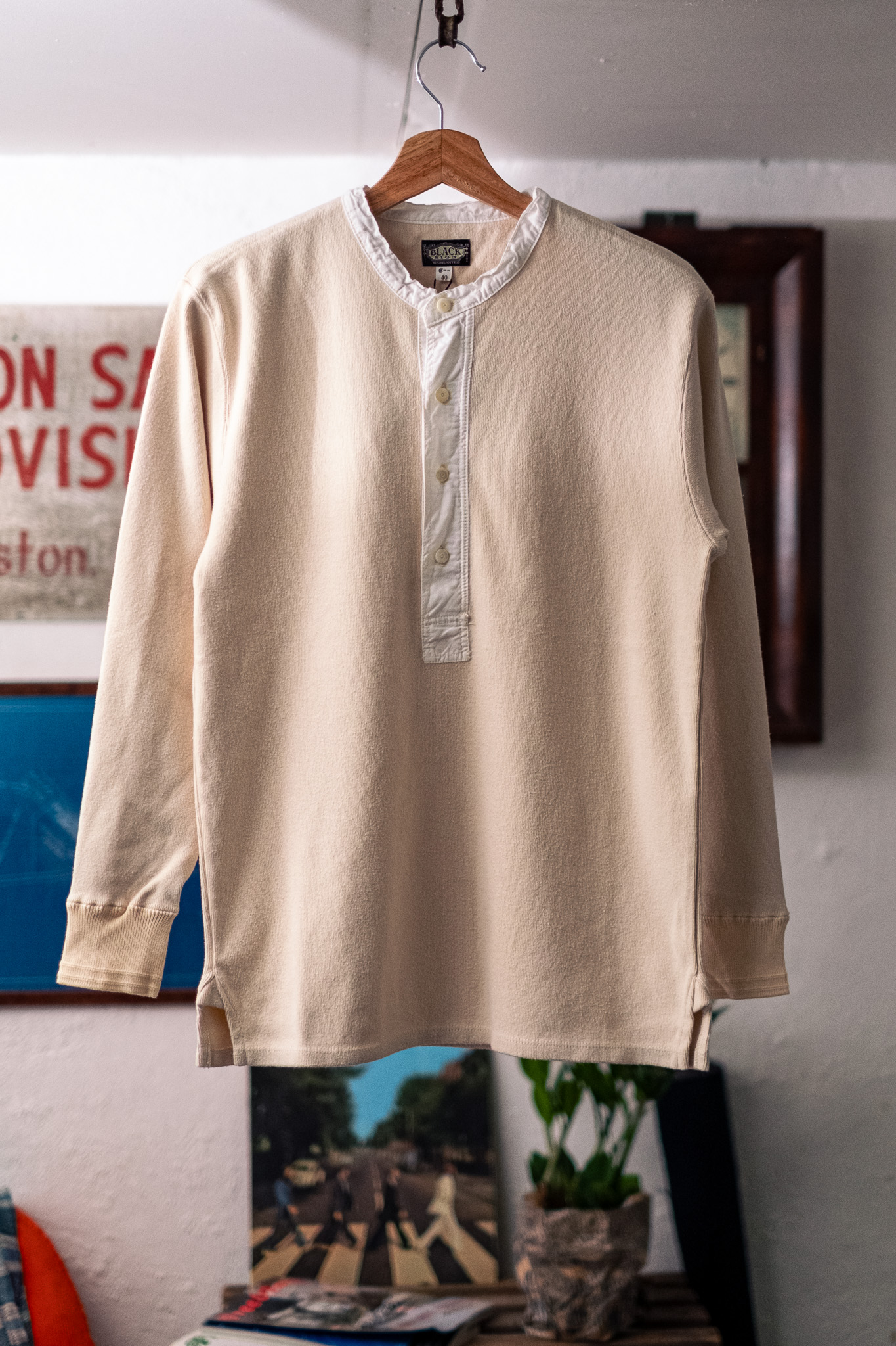 Black Sign - Henley Neck Amish Underwear Beige