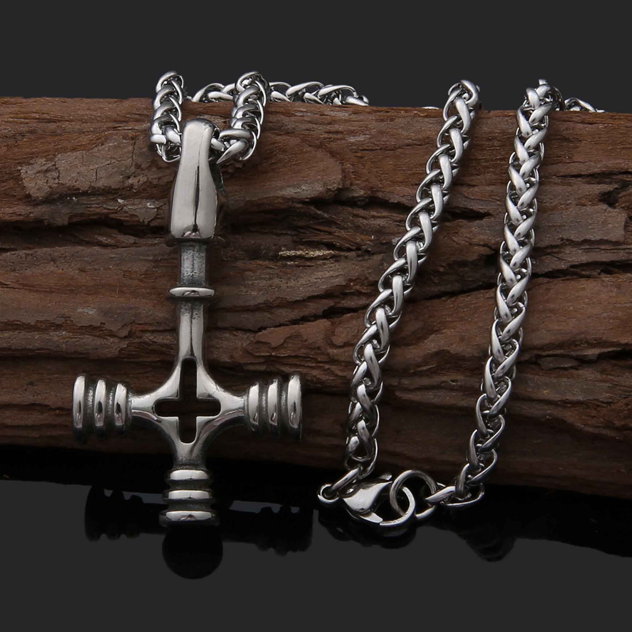 Halsband Vargkors med vargsymbol