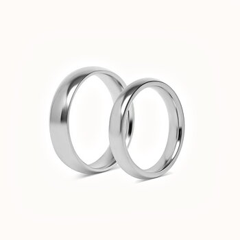 Sett med forlovelsesringer - 2 stålringer 5 mm og 4 mm