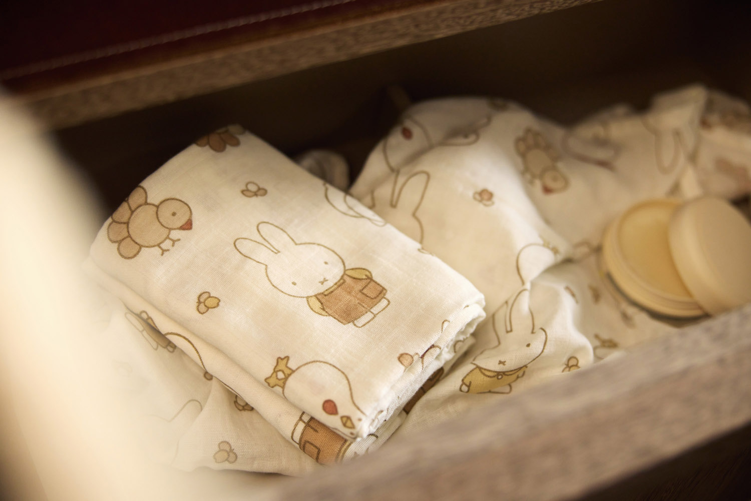 Jollein Muslinfilt 70x70cm Miffy Family Farm (3pack)								 - 7