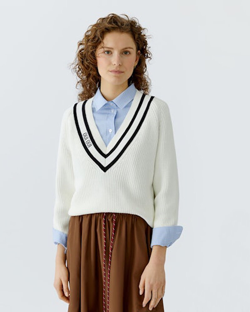Jumper v-ringad med svart rand/offwhite