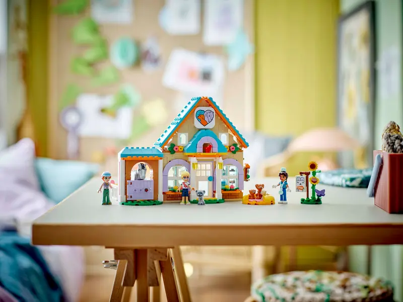 LEGO Friends 42651 Veterinärklinik för hästar och husdjur - 2
