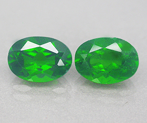 Gemas de diópsido cromado natural ovaladas de 7 x 5 mm a juego de 1,60 ct - 2