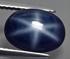 Impresionante zafiro estrella azul natural de forma ovalada de 5,47 ct - 3