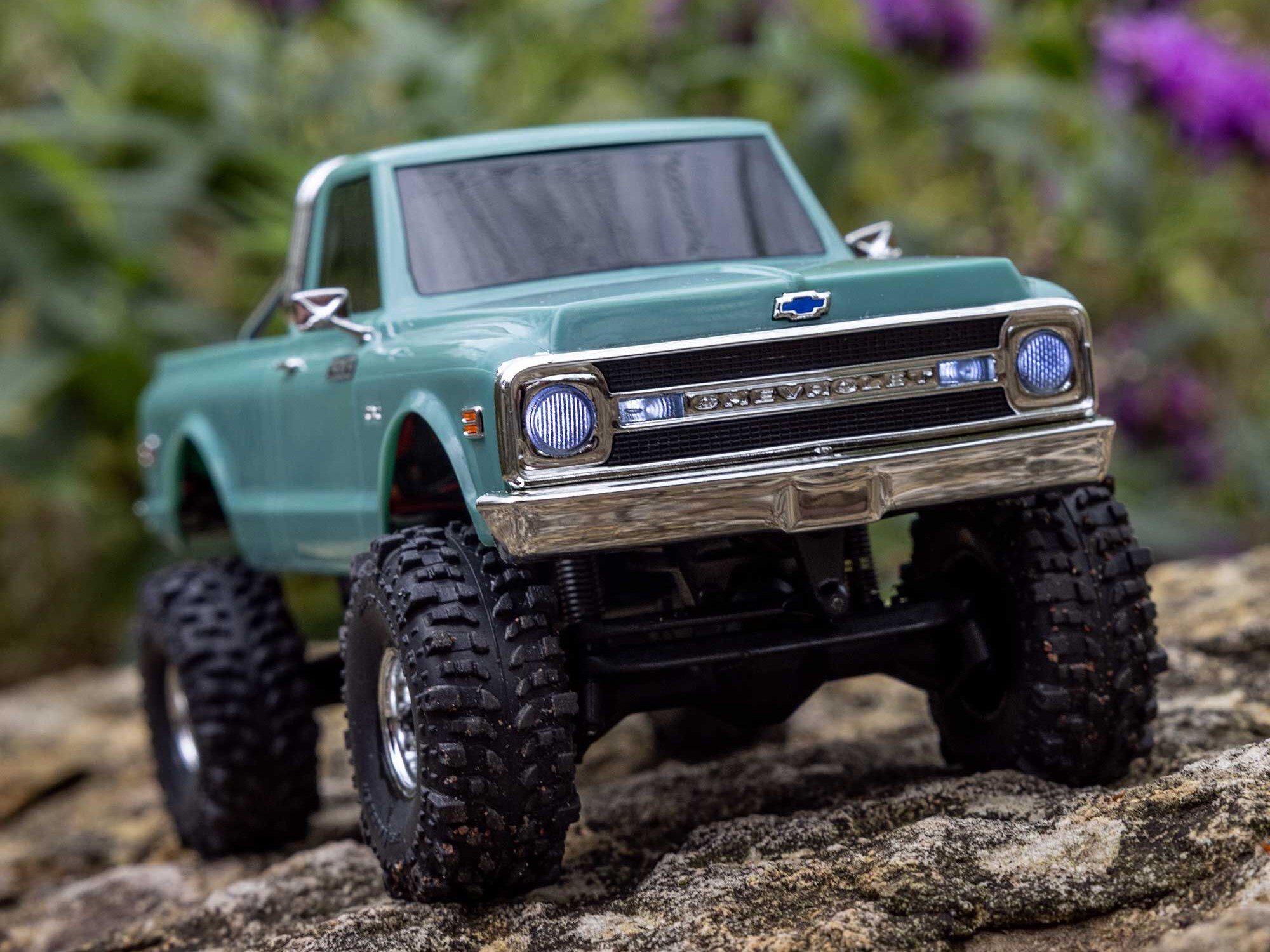 Axial 1/30 SCX30 Chevrolet K10 4X4 RTR Brushed Rock Crawler (Battery & Charger Included), Green - 17