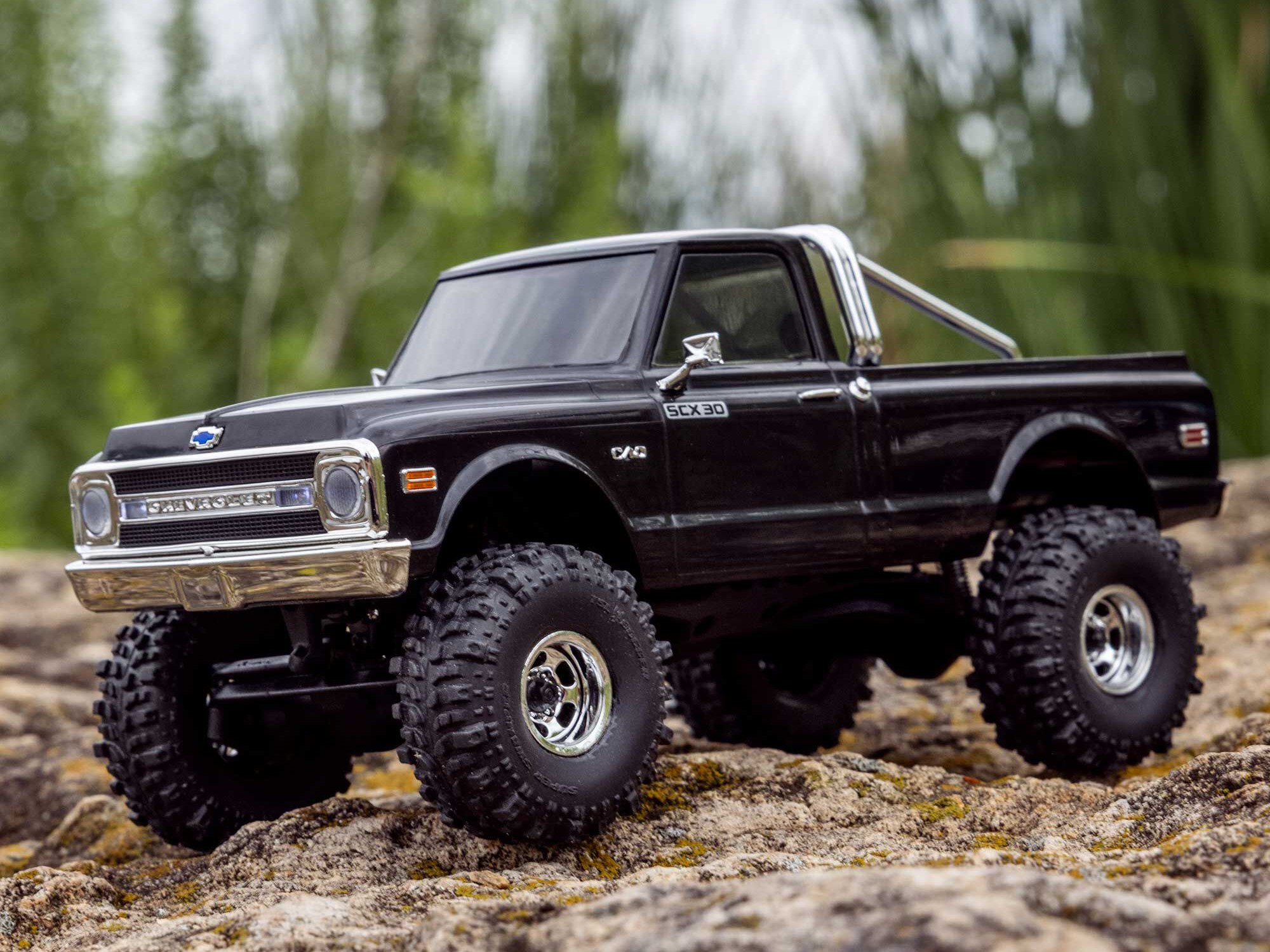 Axial 1/30 SCX30 Chevrolet K10 4X4 RTR Brushed Rock Crawler (Battery & Charger Included), Black - 17