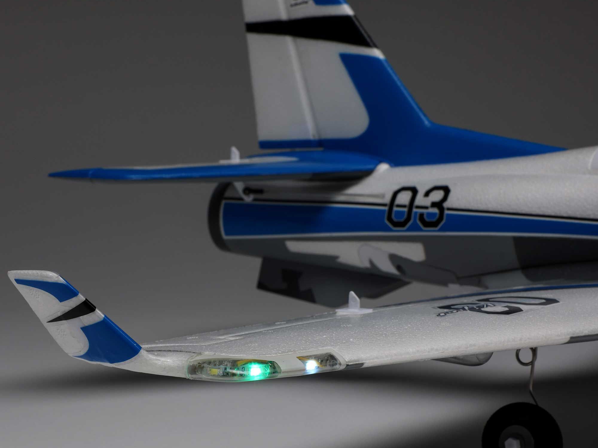 E-Flite EFLU17750 UMX Viper 30mm EDF Jet BNF Basic with AS3X and SAFE Select - 16