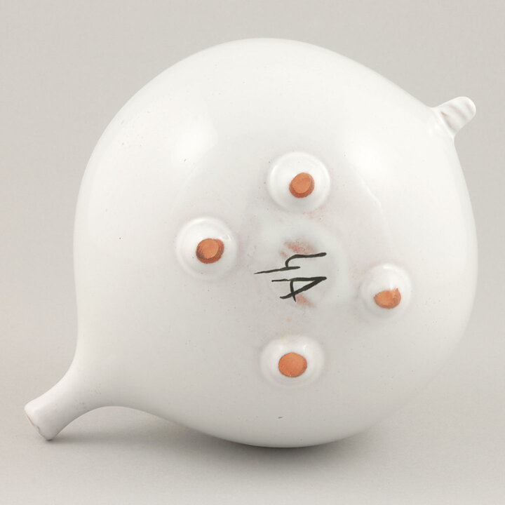 Göran Andersson (1962) White Piggy Bank with Swelling Form 17/13 cm