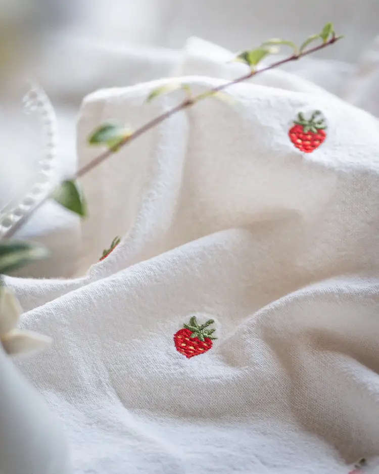 Runner Strawberry - 212 cm - 2