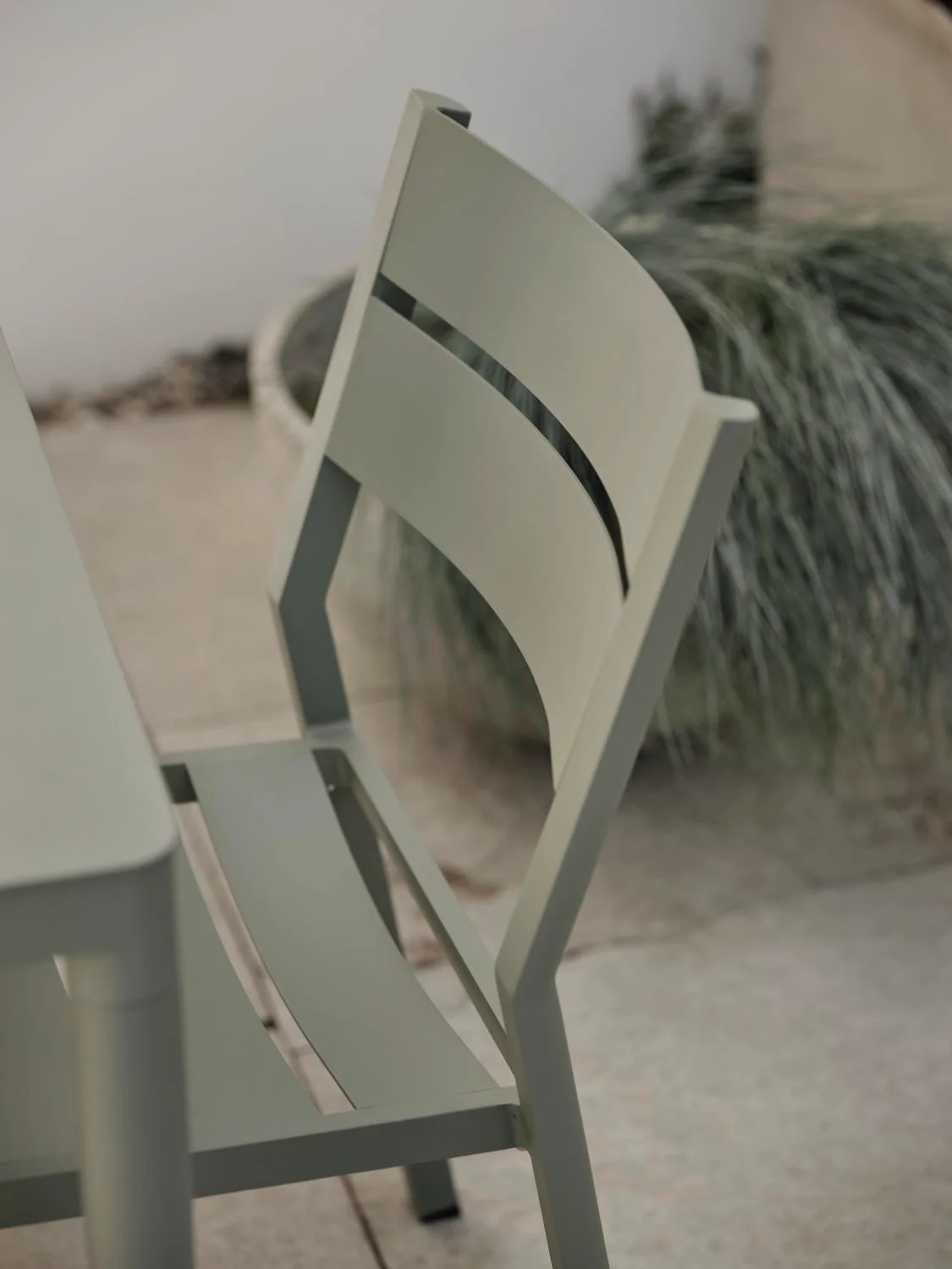 BIGBY dining table 144x73 - 8