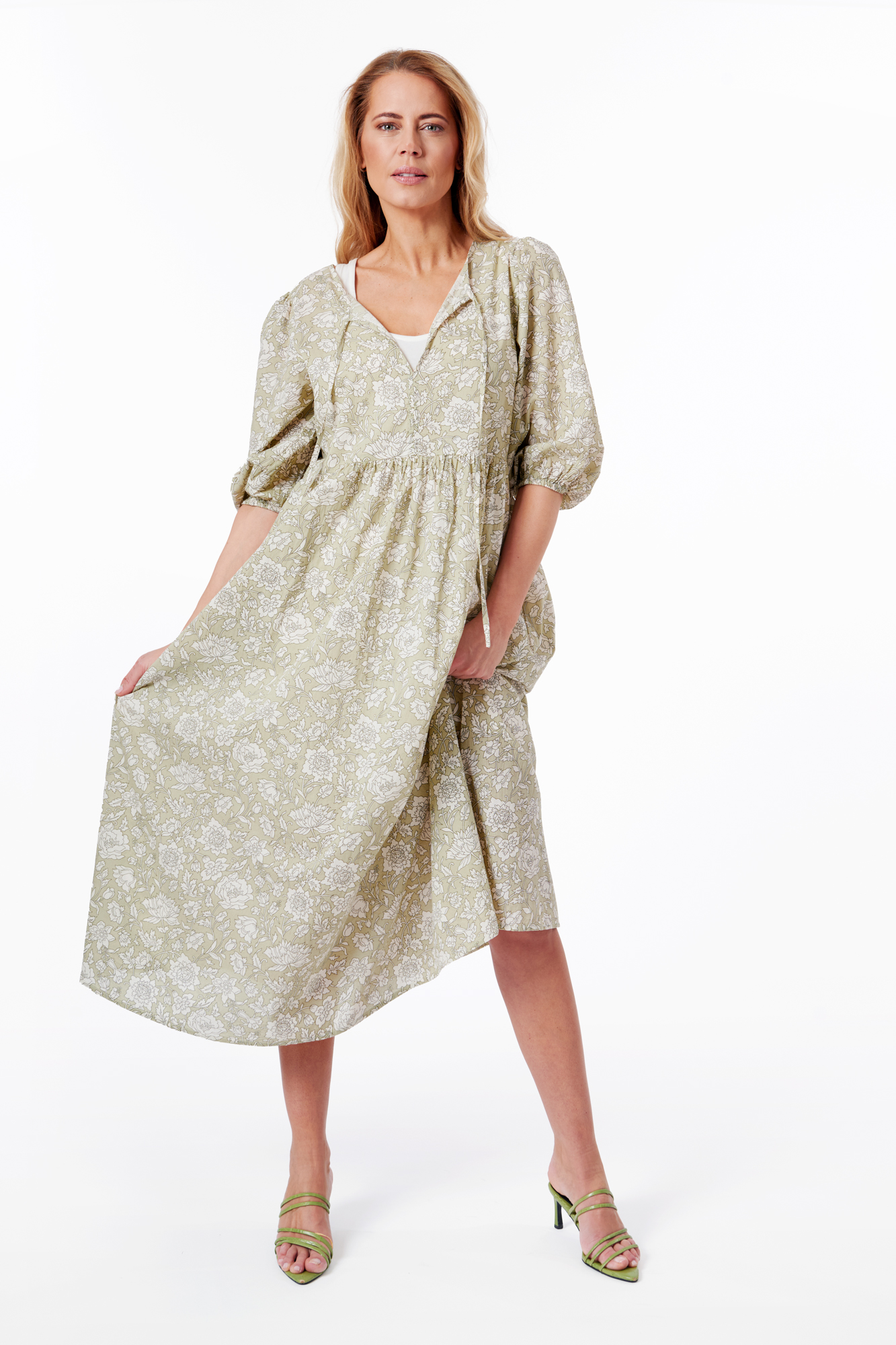 Juli dress  matcha